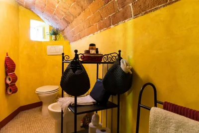 The Mezzanine within the Walls – Fotos 3
