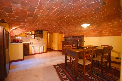 The Mezzanine within the Walls – Fotos 12